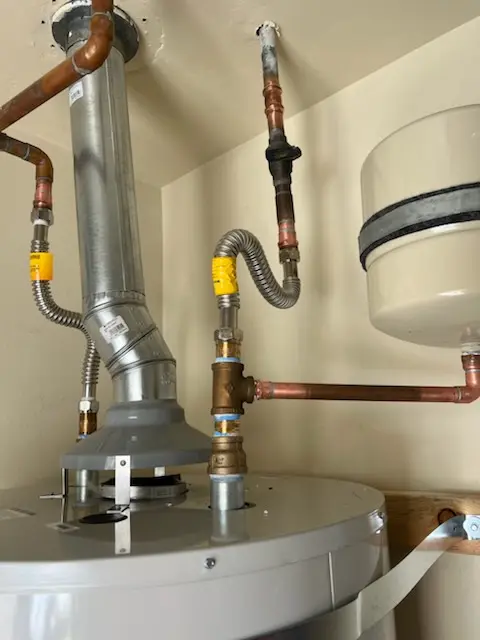 Water heater installation and plumbing repair in Valley Woods